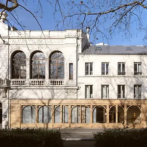 Elysee Montmartre 4* Paris
